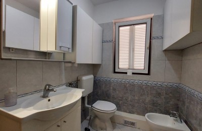 Istra,Poreč PRILIKA !Namješten stan 56m2 samo 600 m od mora !