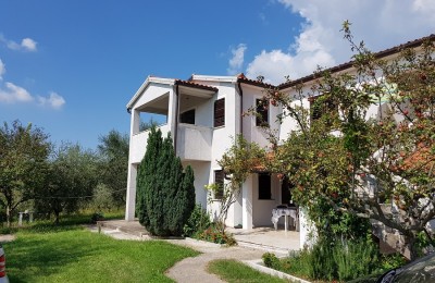 Samostojeća kuća sa 5 apartmana