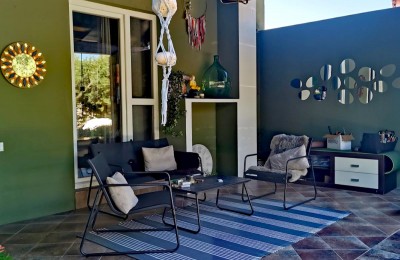 PRILIKA! Prelijepa dvojna kuća okružena prirodom udaljena 5 km od Poreča i mora