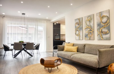 Poreč, Poreč – Schöne, geräumige Wohnung 100 m², 800 m vom Meer entfernt