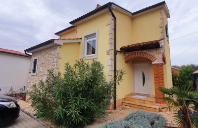 Una bellissima casa indipendente appena ristrutturata con vista mare!!