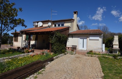 Samostojeća kuća + apartman i garsonjera