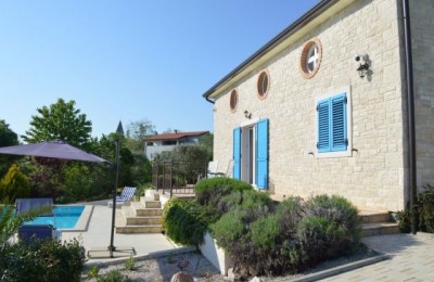 Istra,Poreč okolica 9km do mora ,Prekrasna kamena kuća sa bazenom