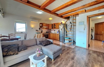 Dvoetažan stan u okolici Poreča