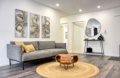 Poreč, Poreč – Prekrasan , prostran stan 100 m², 800 m od mora