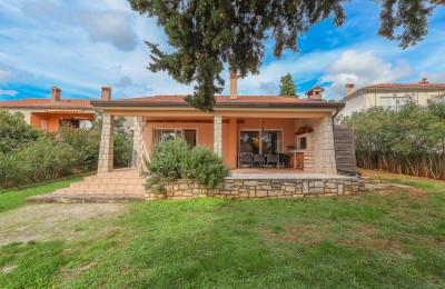 Istra,Poreč okolica - Samostojeća kuća sa pogledom na more !!