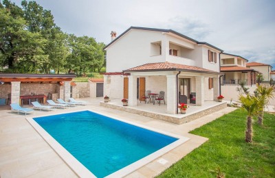 Prekrasna vila sa bazenom u okolici Poreča